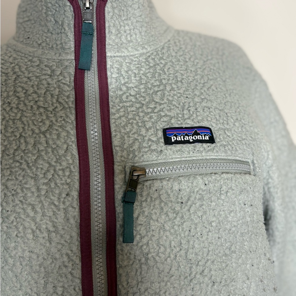 Patagonia Gray Fleece with Burgundy Accents - Picture 5 of 12